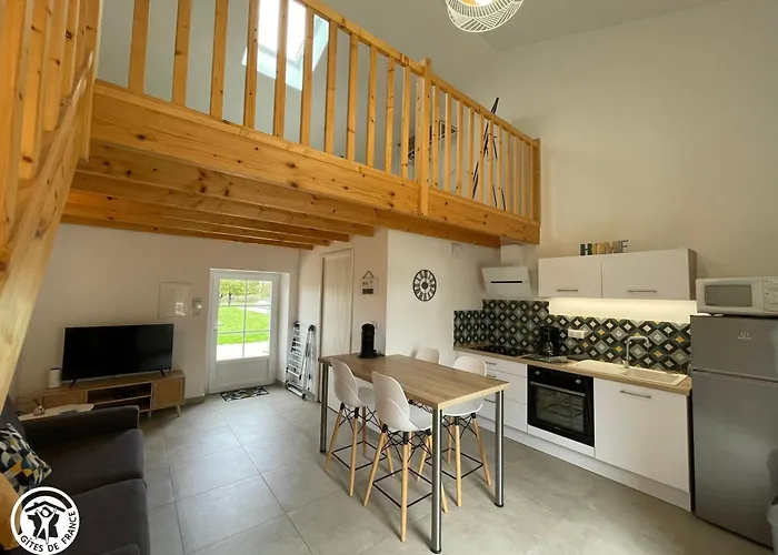 Location Avec Piscine Chauffee En Vendee - Fr-1-426-595 * Soullans